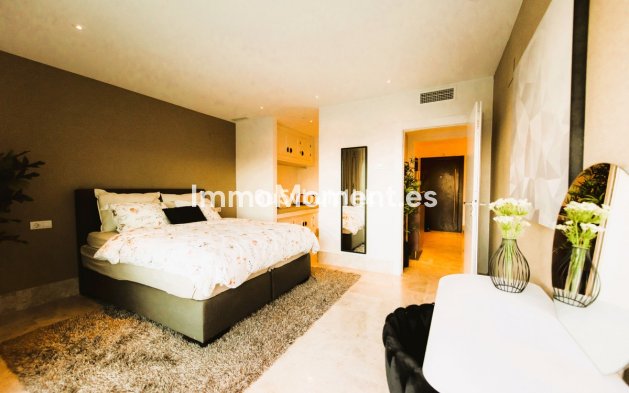 Resale - Apartment - Marbella - Santa Clara
