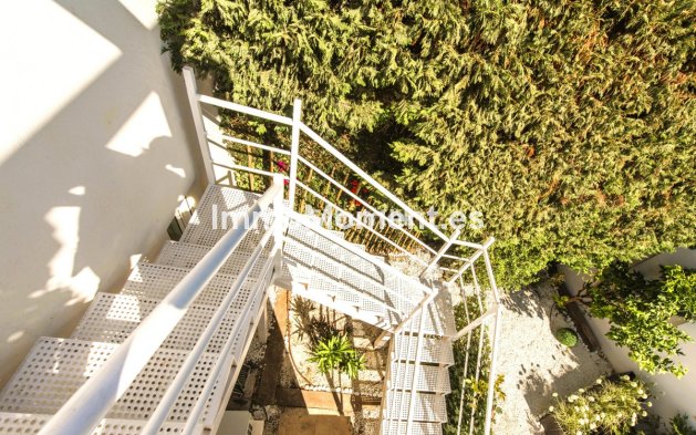 Resale - Apartment - Marbella - Santa Clara