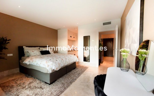 Resale - Apartment - Marbella - Santa Clara
