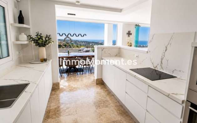 Resale - Apartment - Marbella - Santa Clara