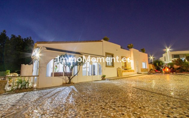 Bestaande woning - Vrijstaande villa - Rojales - Ciudad Quesada