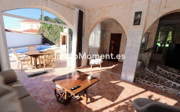 Bestaande woning - Vrijstaande villa - Rojales - Ciudad Quesada