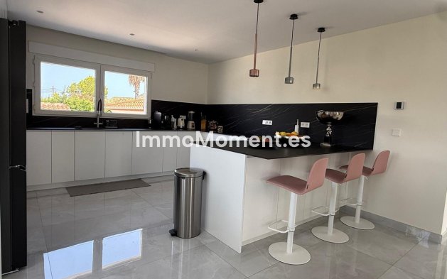 Revente - Villa individuelle - Denia - Denia Centro