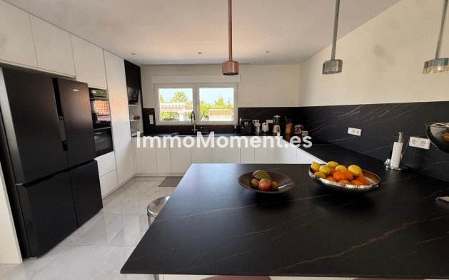 Revente - Villa individuelle - Denia - Denia Centro