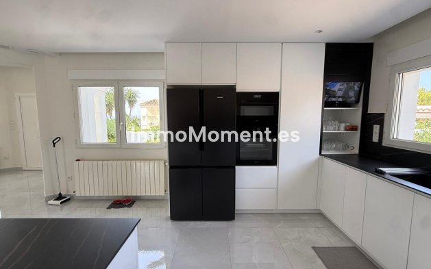 Revente - Villa individuelle - Denia - Denia Centro