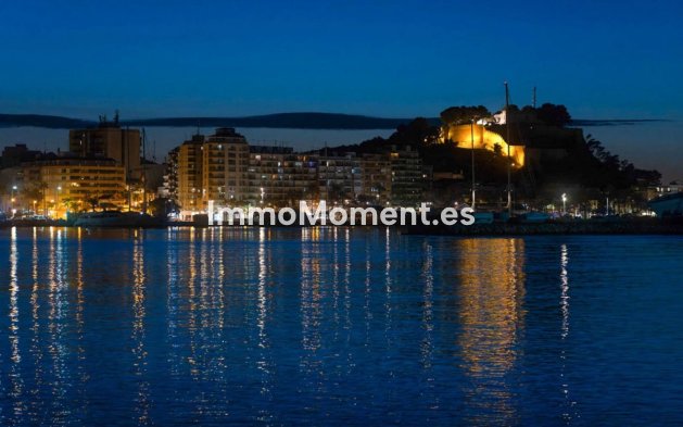Resale - Apartment - Denia - Denia Centro