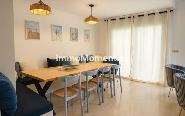 Resale - Townhouse - Estepona - Estepona Centro