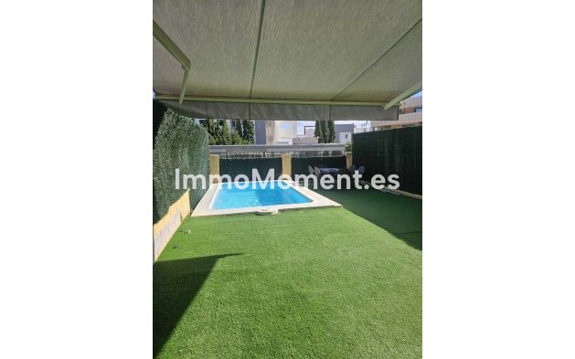 Resale - Townhouse - Estepona - Estepona Centro