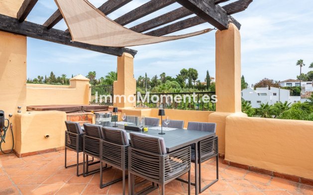 Resale - Apartment - Estepona - Estepona Centro