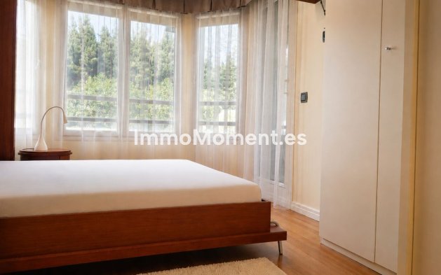 Resale - Apartment - Marbella - Sierra Blanca