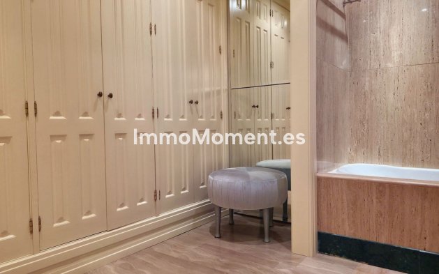 Resale - Apartment - Marbella - Sierra Blanca