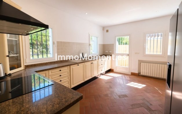 Bestaande woning - Vrijstaande villa - Sotogrande - Sotogrande Costa