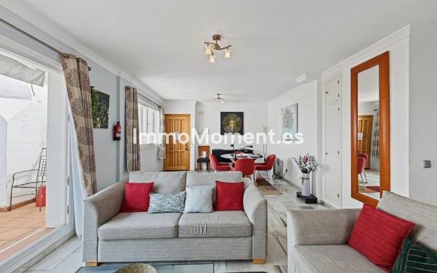Resale - Apartment - Estepona - Estepona Centro