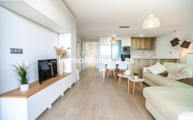 Resale - Apartment - Cartagena - Playa Honda