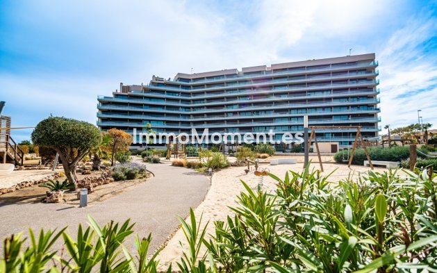 Resale - Apartment - Cartagena - Playa Honda
