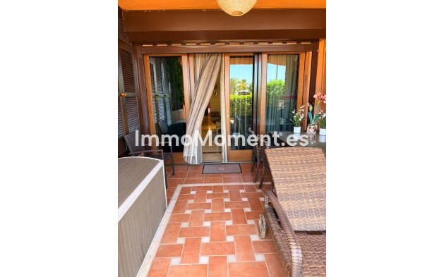 Resale - Apartment - Estepona - New Golden Mile
