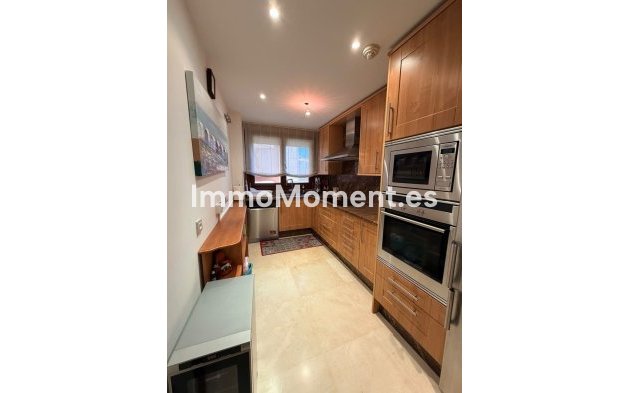 Resale - Apartment - Estepona - New Golden Mile