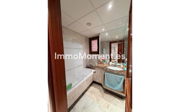 Resale - Apartment - Estepona - New Golden Mile