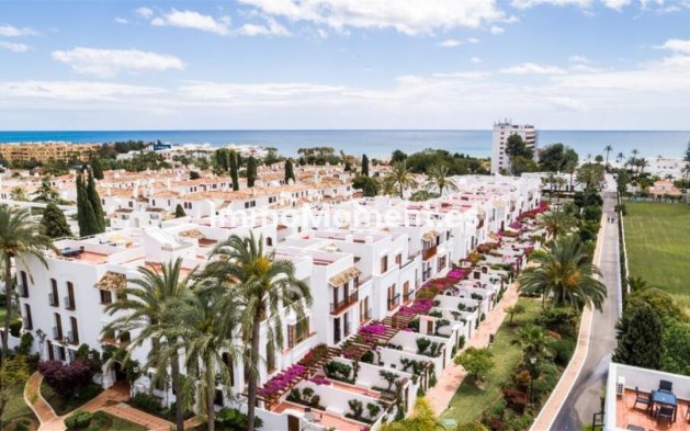 Resale - Apartment - Estepona - New Golden Mile