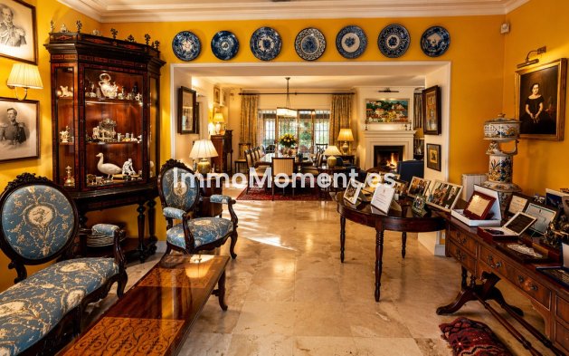 Reventa - Villa independiente - Marbella - Guadalmina Baja
