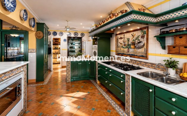 Reventa - Villa independiente - Marbella - Guadalmina Baja