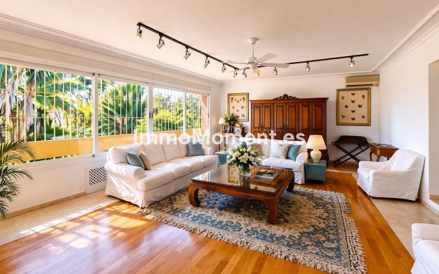 Reventa - Villa independiente - Marbella - Guadalmina Baja