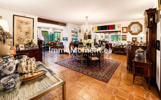 Wiederverkauf - Freistehende Villa - Marbella - Guadalmina Baja