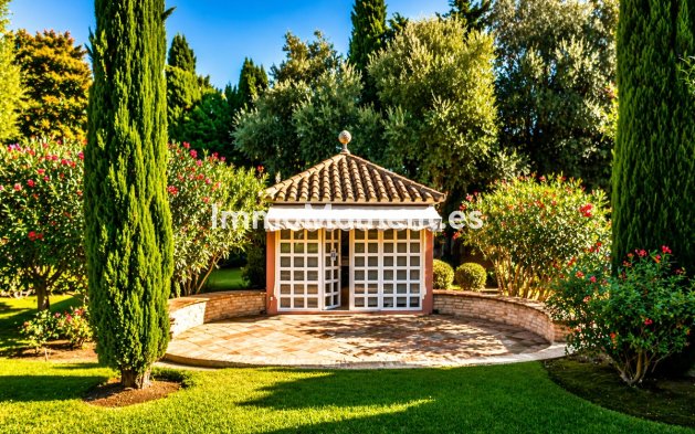 Wiederverkauf - Freistehende Villa - Marbella - Guadalmina Baja