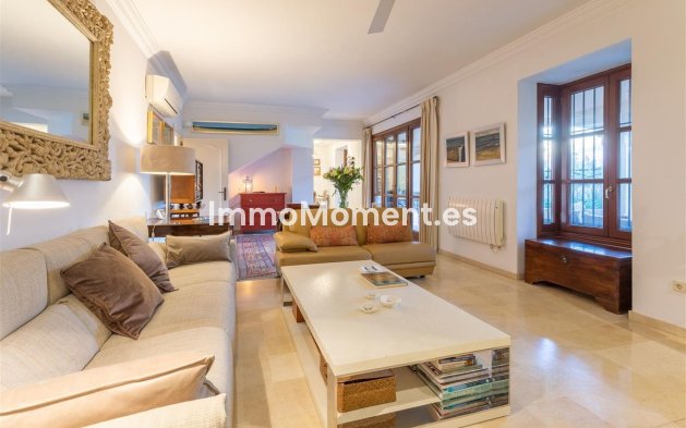 Resale - Detached villa - Marbella - Guadalmina Alta