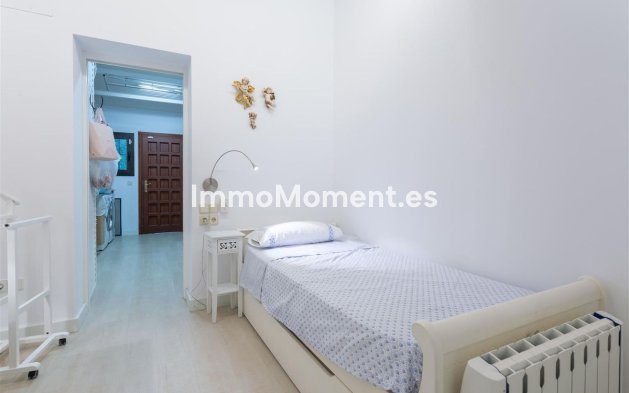 Resale - Detached villa - Marbella - Guadalmina Alta