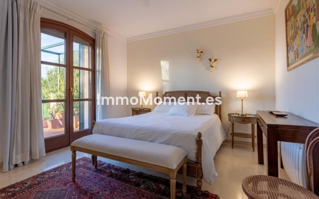 Resale - Detached villa - Marbella - Guadalmina Alta
