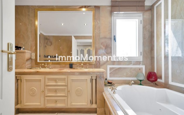 Wiederverkauf - Wohnung - Marbella - Marbella Centro