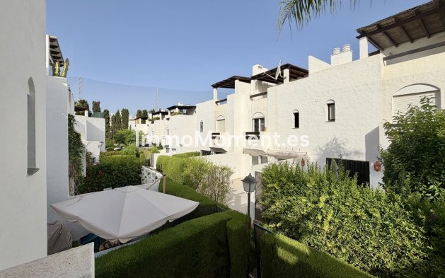 Resale - Townhouse - Marbella - Guadalmina Baja