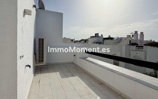 Resale - Townhouse - Marbella - Guadalmina Baja