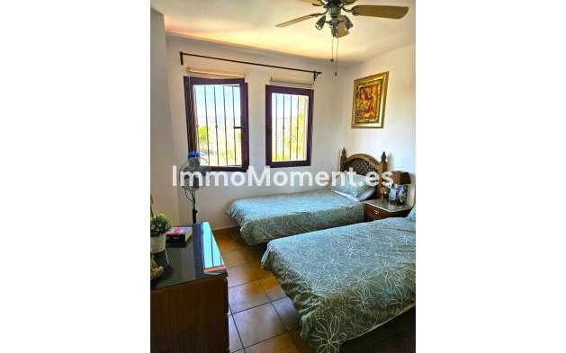 Resale - Apartment - Mijas - Calahonda