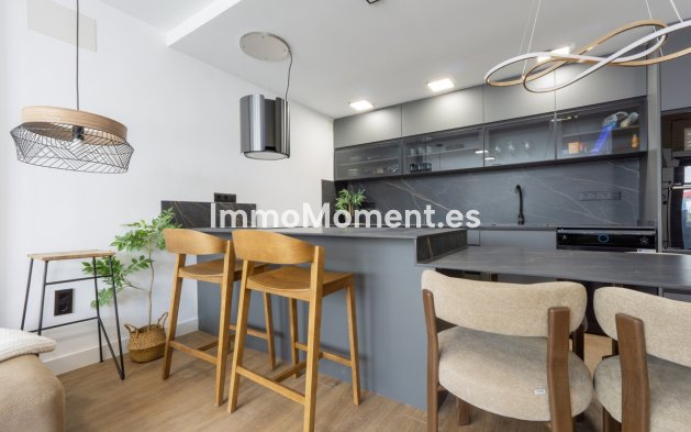 Wiederverkauf - Freistehende Villa - Torrevieja - Torrevieja Centro