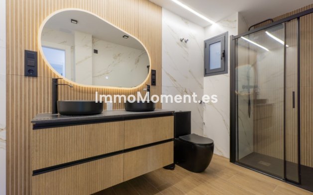 Wiederverkauf - Freistehende Villa - Torrevieja - Torrevieja Centro
