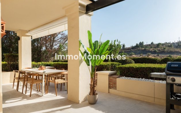 Resale - Apartment - Benahavís - Benahavís Centro