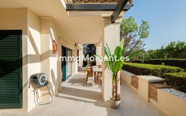 Resale - Apartment - Benahavís - Benahavís Centro