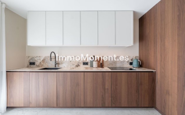Resale - Apartment - Benahavís - Benahavís Centro