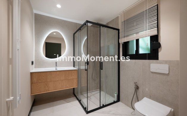 Resale - Apartment - Benahavís - Benahavís Centro