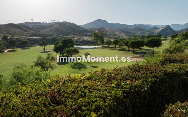 Resale - Apartment - Benahavís - Benahavís Centro