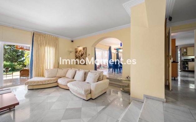 Wiederverkauf - Freistehende Villa - Marbella - Elviria