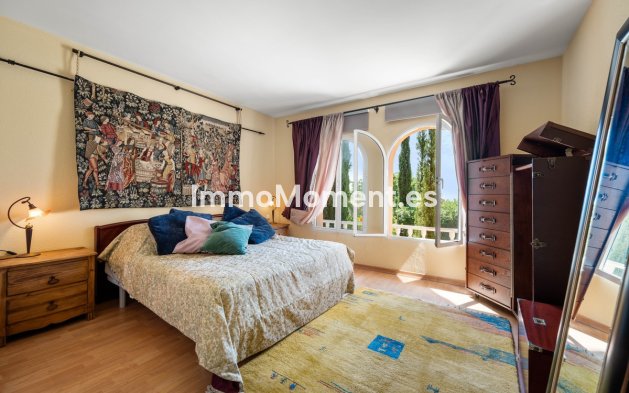 Wiederverkauf - Freistehende Villa - Marbella - Elviria