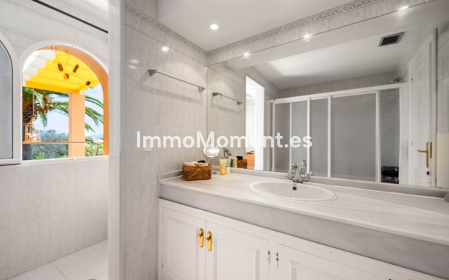 Wiederverkauf - Freistehende Villa - Marbella - Elviria