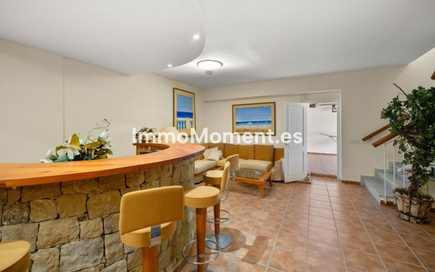Wiederverkauf - Freistehende Villa - Marbella - Elviria
