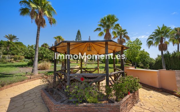 Wiederverkauf - Freistehende Villa - Marbella - Elviria