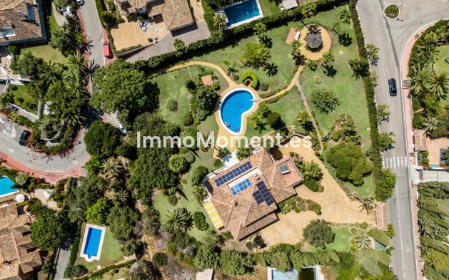 Wiederverkauf - Freistehende Villa - Marbella - Elviria
