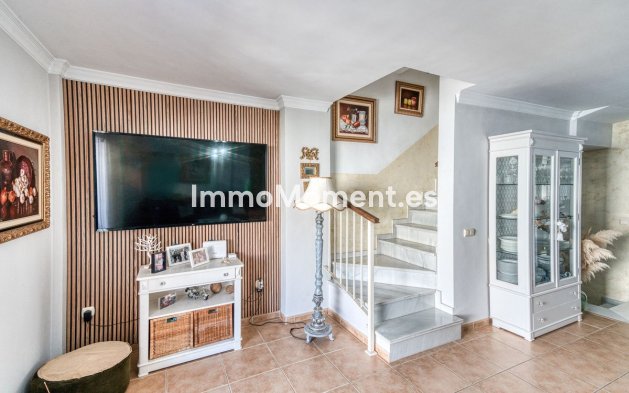 Resale - Townhouse - Inland  - Coín