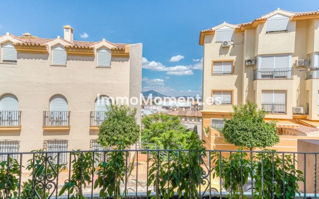 Resale - Townhouse - Inland  - Coín